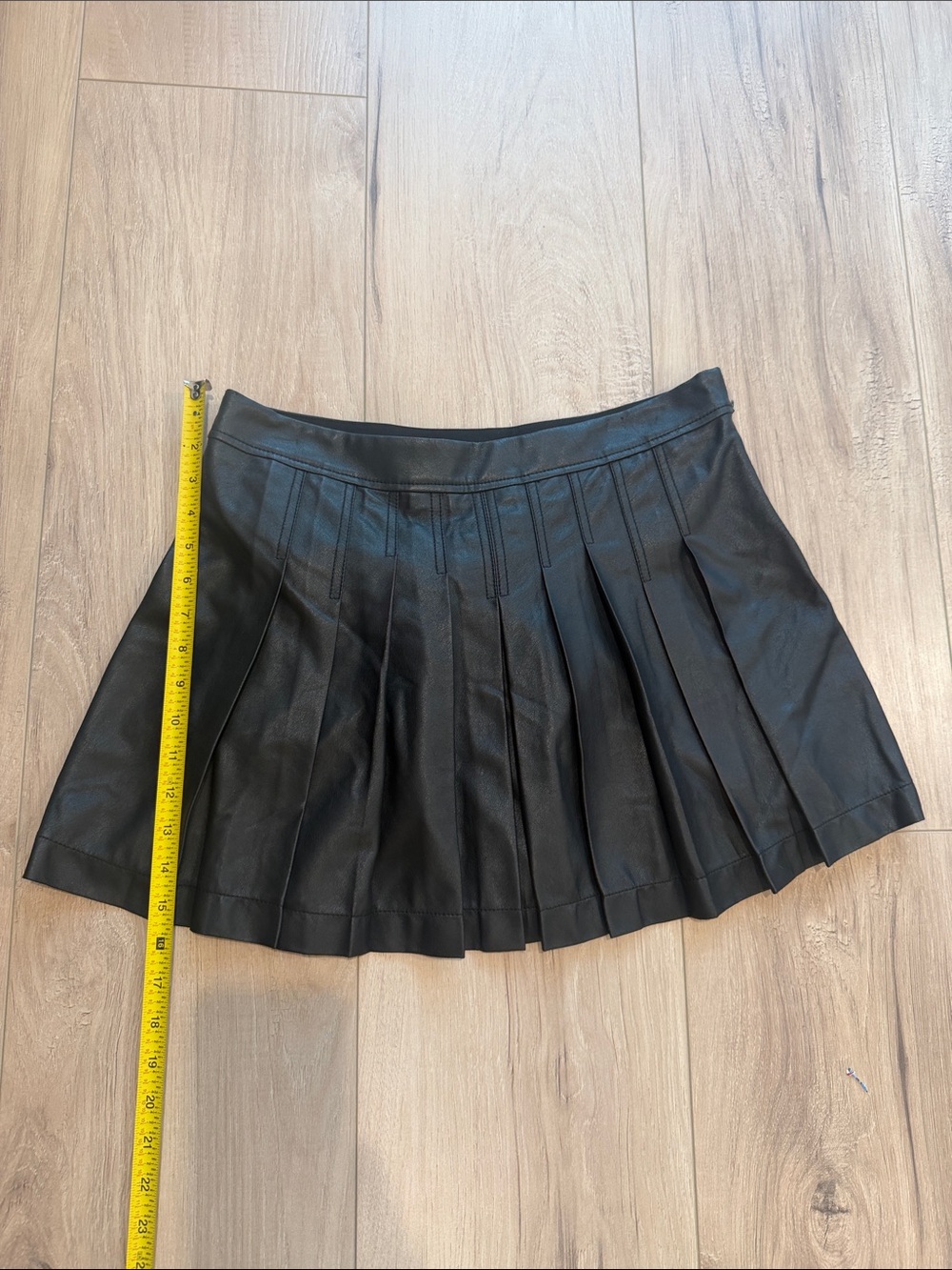 BCBG max maria Black Pleated Faux Leather Mini Skirt